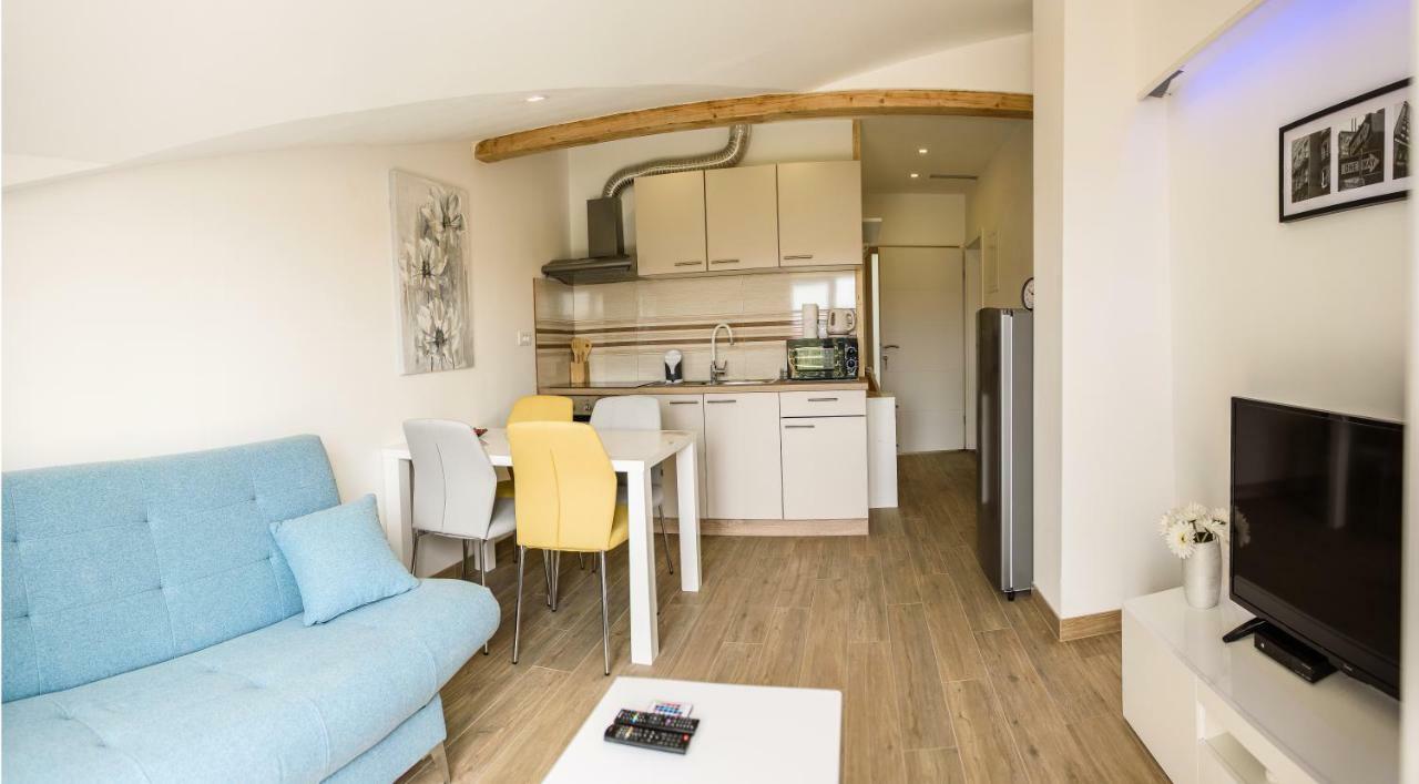 Apartman Nina Apartment Задар Екстериор снимка